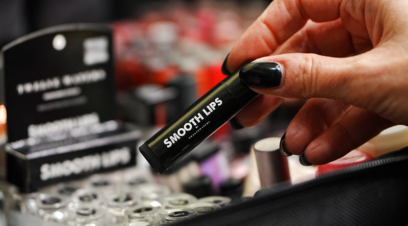Smooth Lips