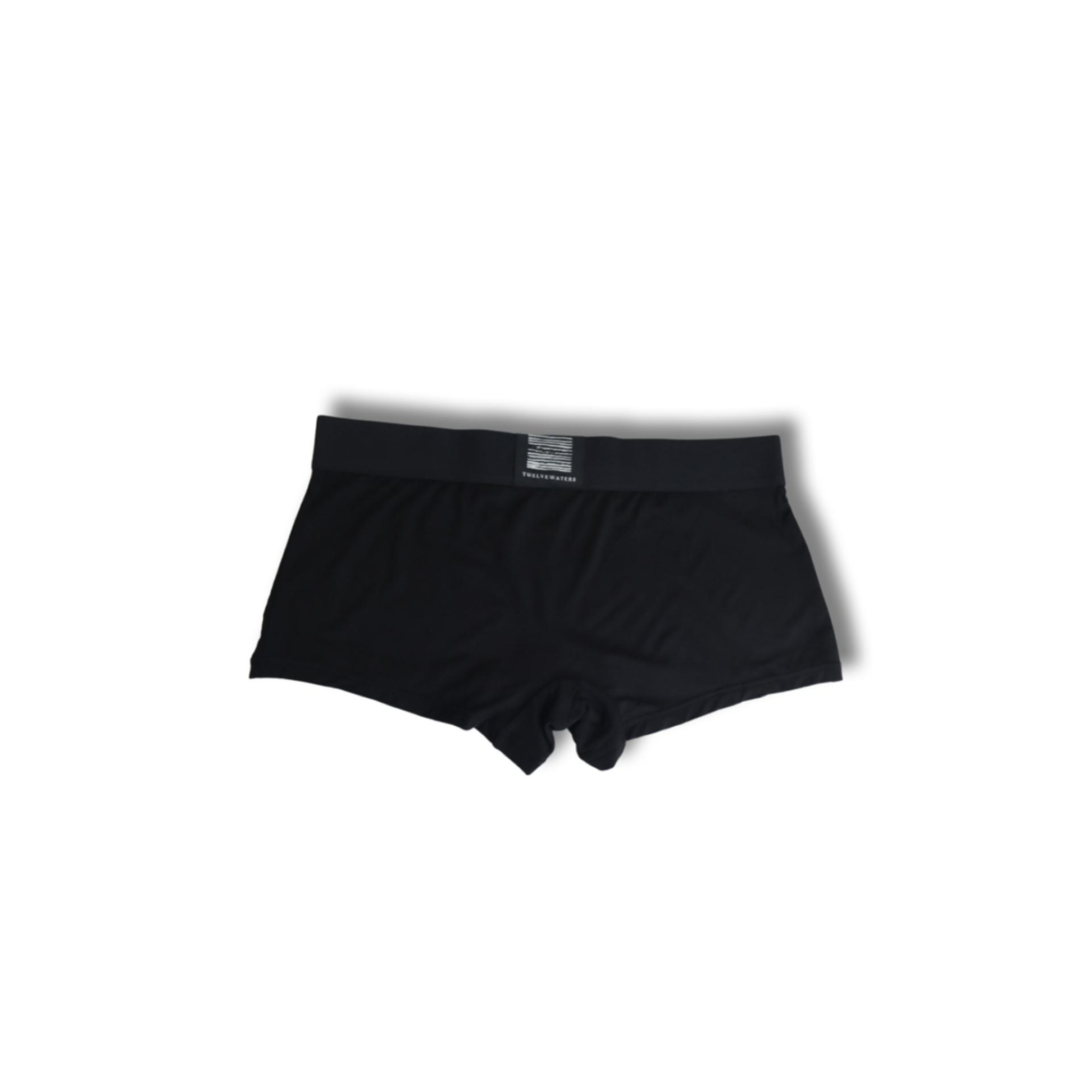 “Women’s 2-Piece Athletic Set – Sports Bra & Shorts”